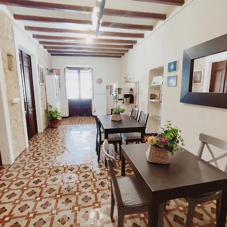 Casa Telegrafos Хавеа